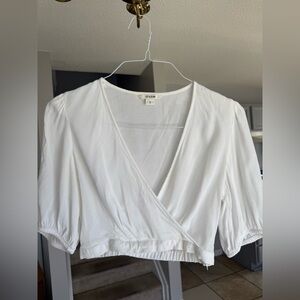 Ostin women’s white crop top with zip on the side size small